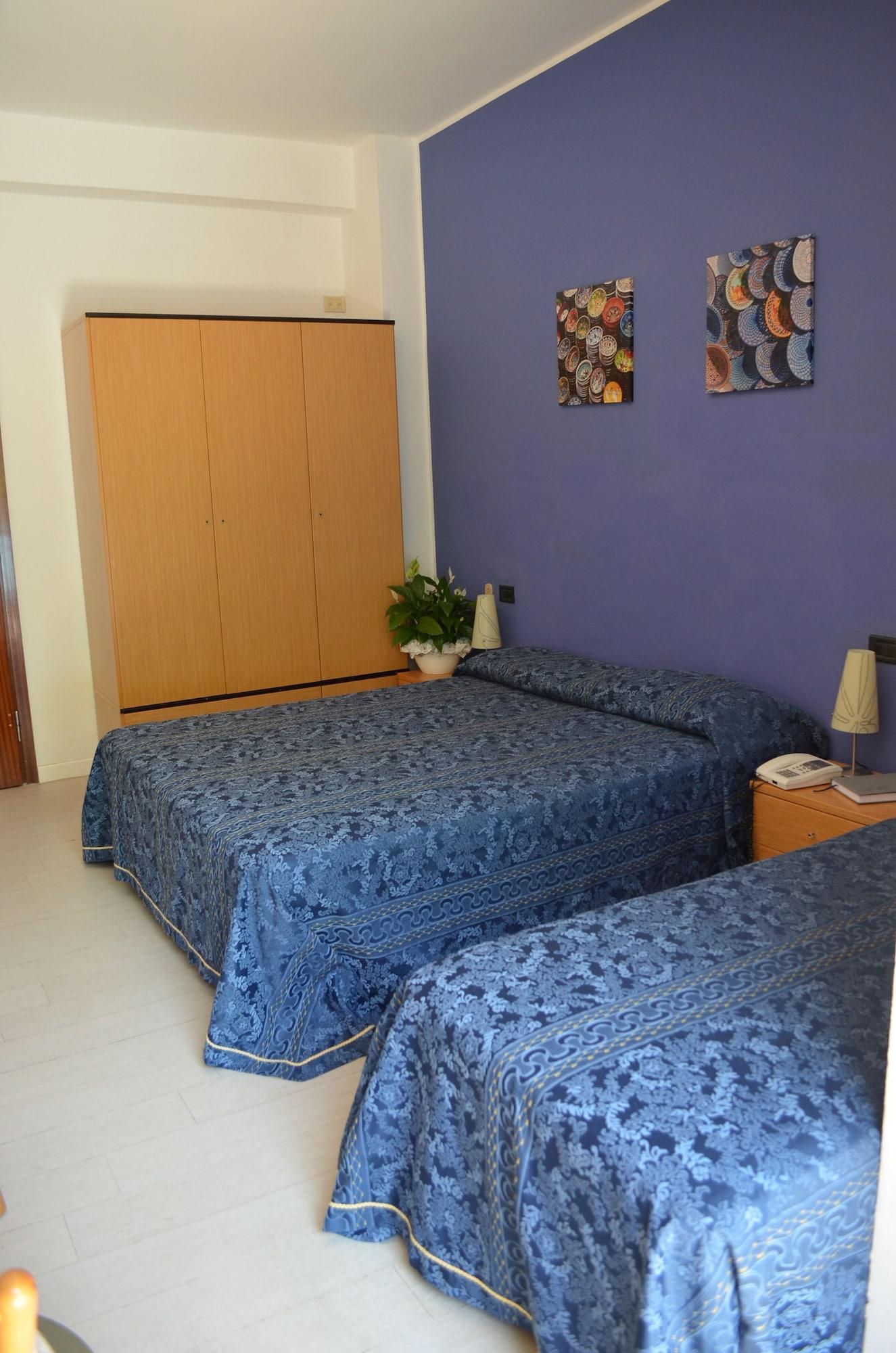 Hotel Capitol Pesaro Exterior photo